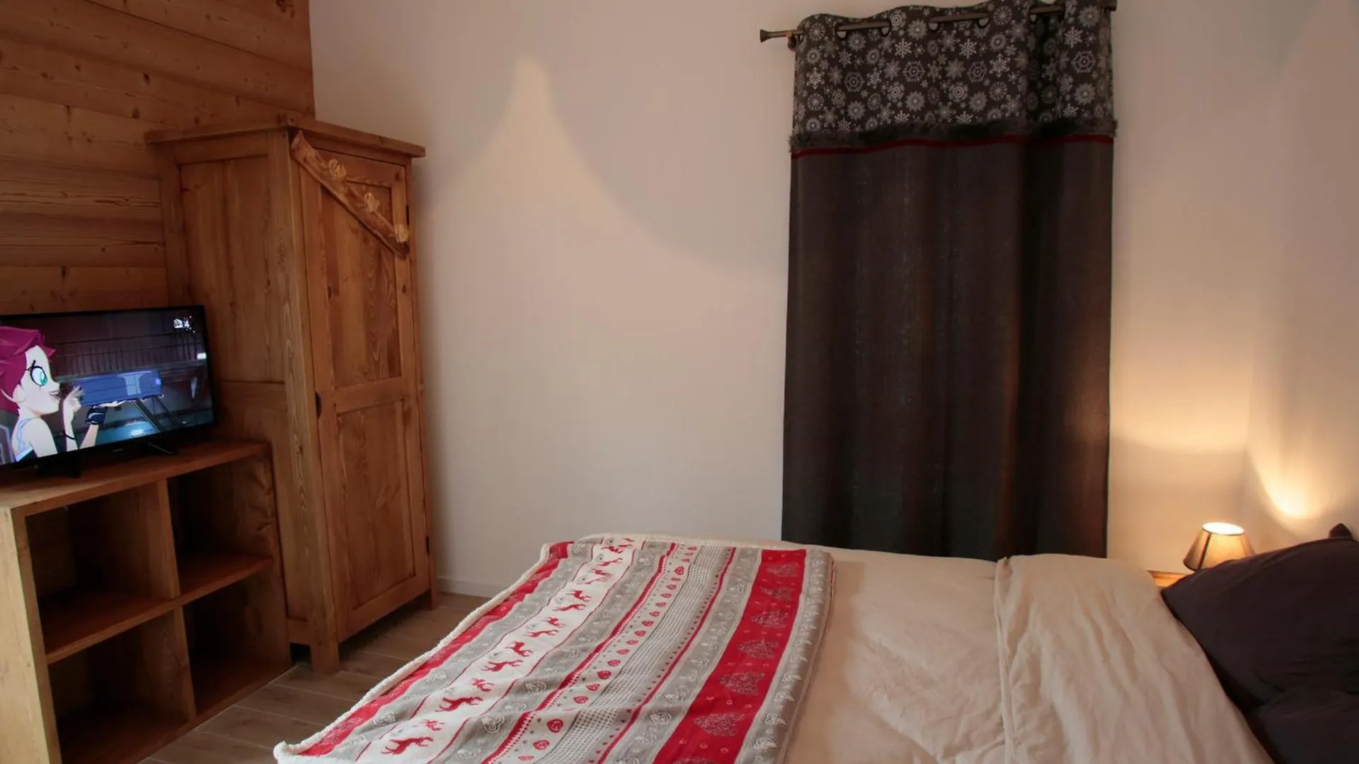 Chalet Duplex 6 Chambres, Sauna, Jacuzzi, Balcons Sud, Parking, Proche Pistes Et Golf - Fr-1-263-337 Valloire Apartment