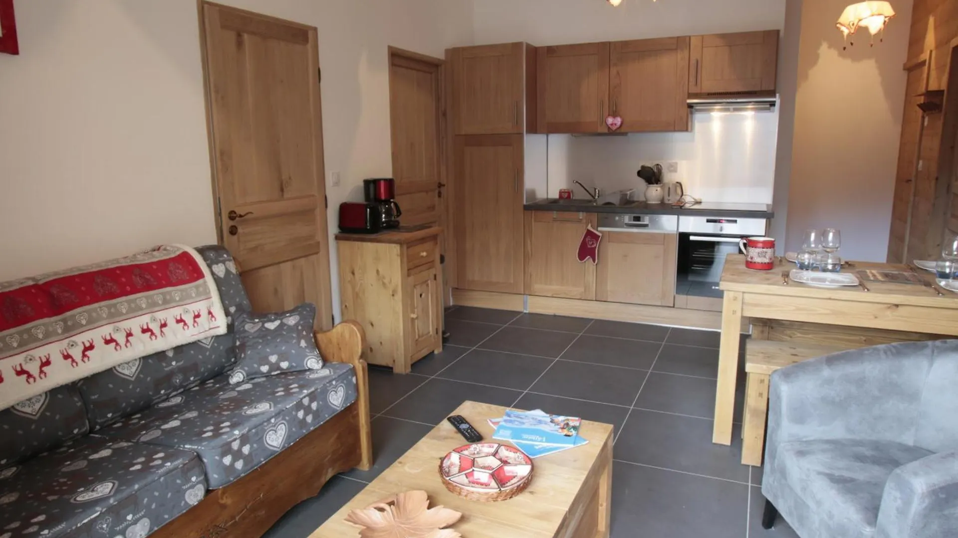 Apartment Chalet Duplex 6 Chambres, Sauna, Jacuzzi, Balcons Sud, Parking, Proche Pistes Et Golf - Fr-1-263-337 Valloire