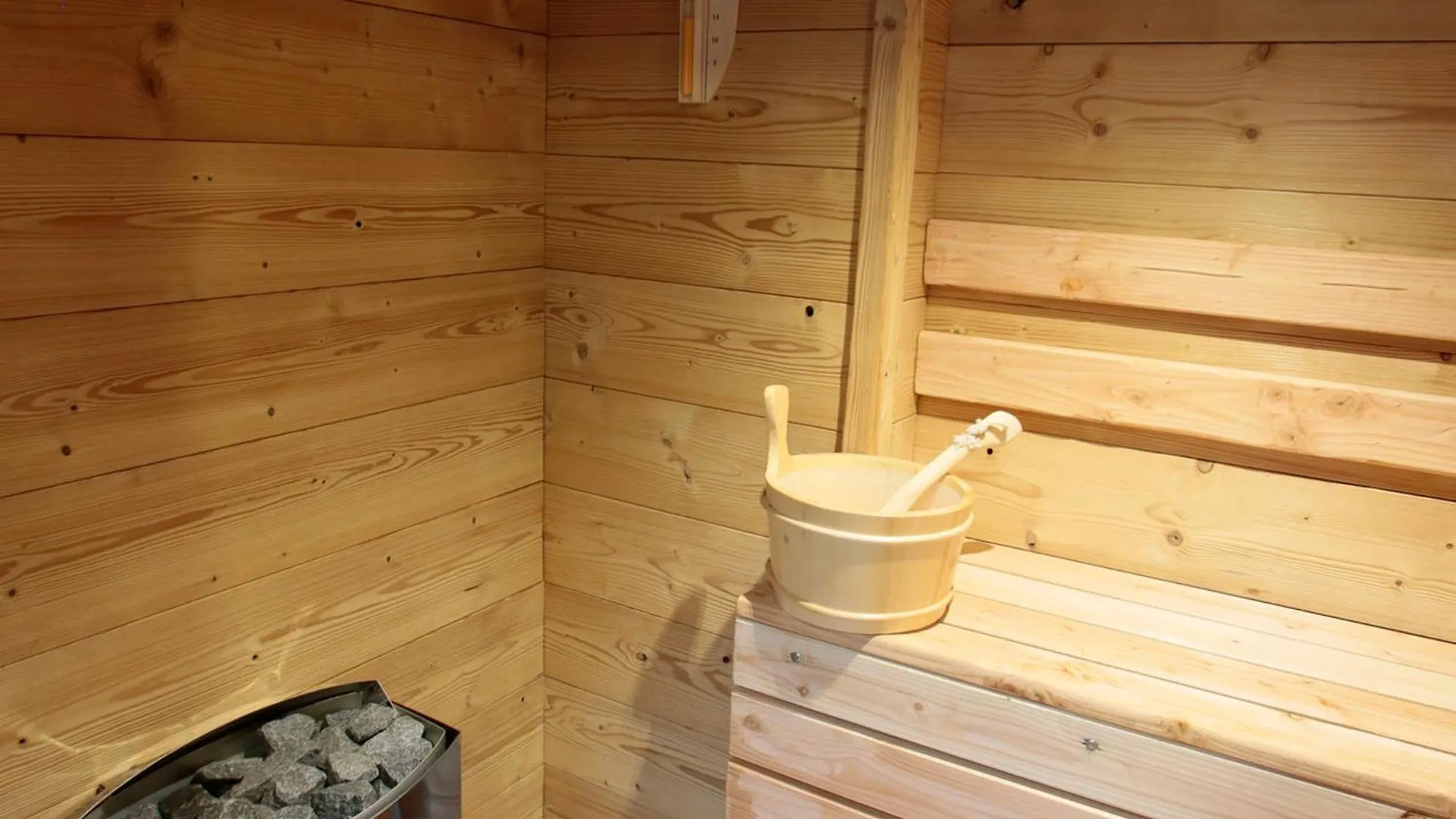 Apartment Chalet Duplex 6 Chambres, Sauna, Jacuzzi, Balcons Sud, Parking, Proche Pistes Et Golf - Fr-1-263-337 Valloire France
